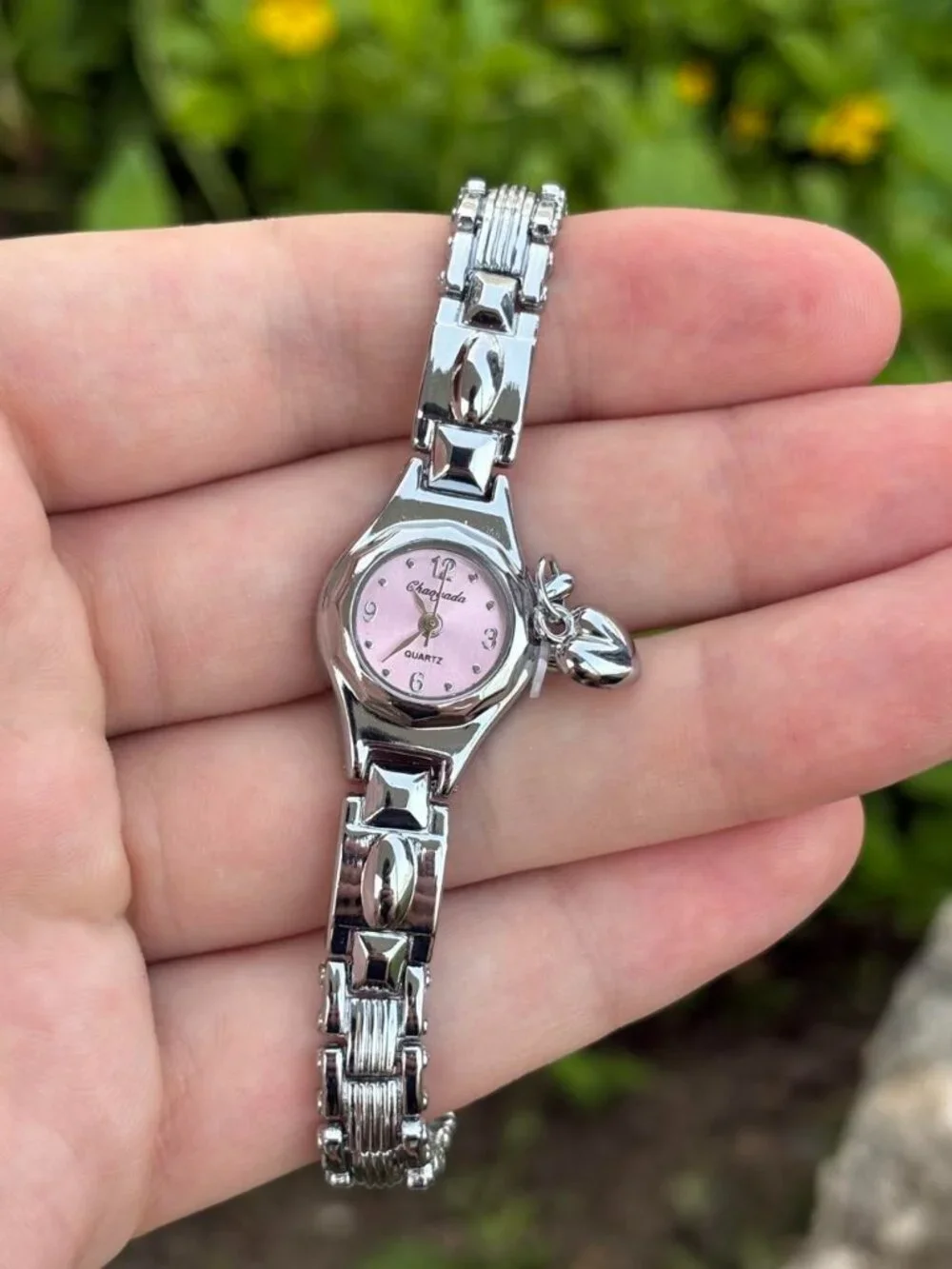 Silver Tone Heart Dangle Bracelet Watch Preppy Y2K OS